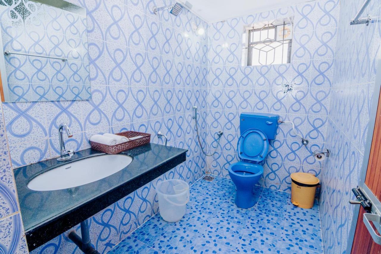 White House In Goa, Truly Amazing Experience Bed & Breakfast Saligao Eksteriør bilde