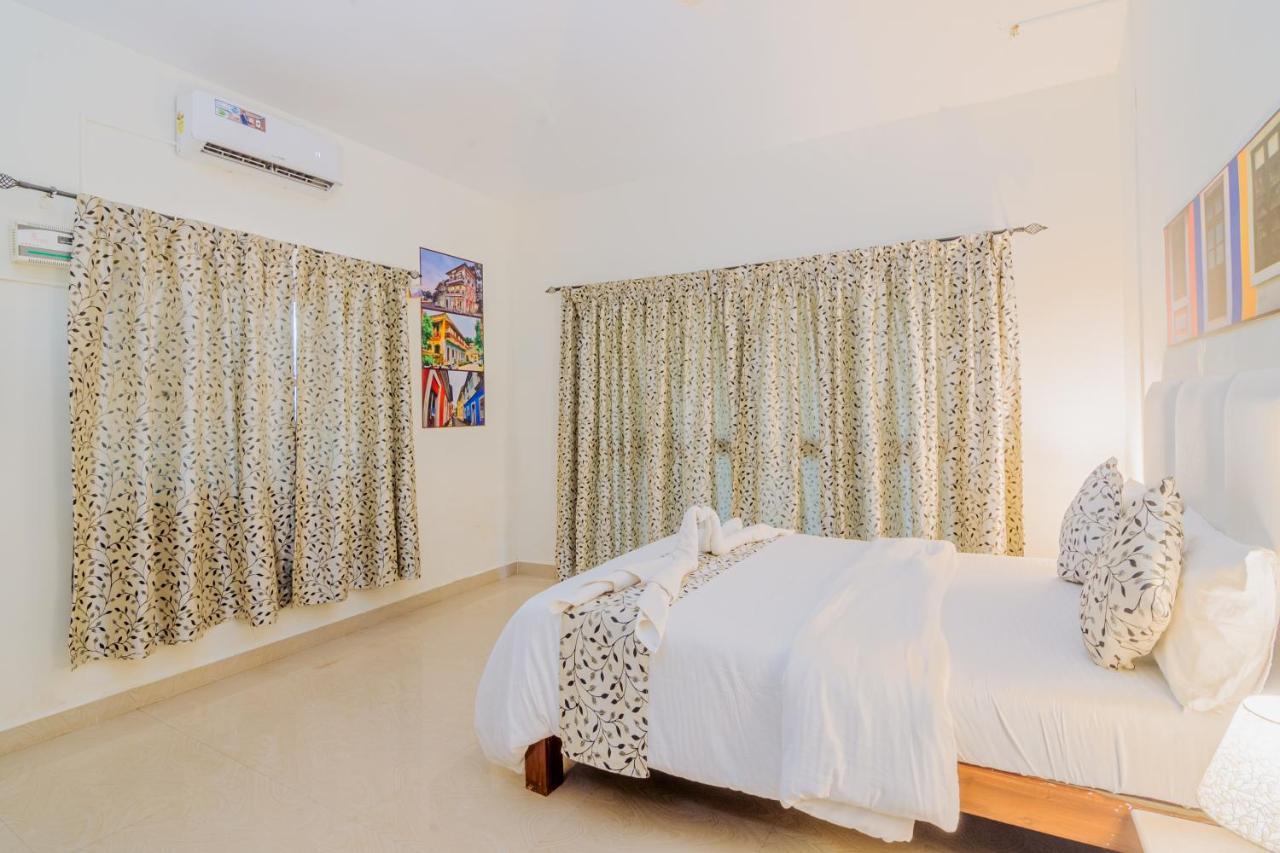 White House In Goa, Truly Amazing Experience Bed & Breakfast Saligao Eksteriør bilde
